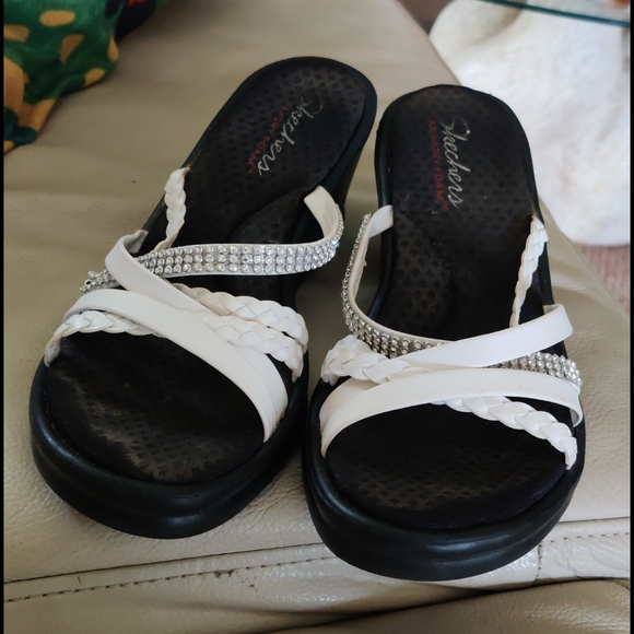 Shoes - Picture 1 of 3